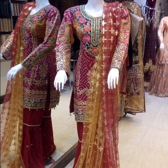 Fancy dress - Picture 3 of 8